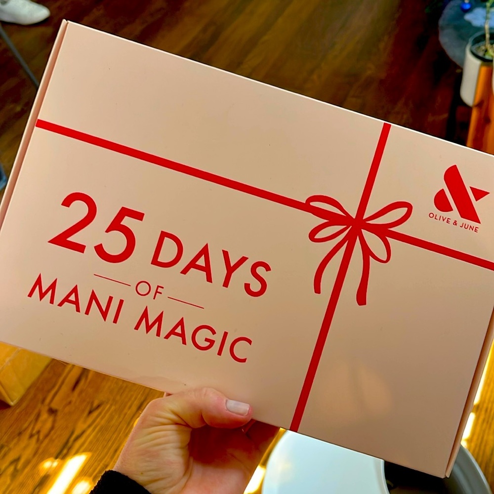 Olive & June Advent Calendar New Unopened